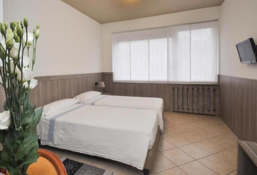 Номер Стандарт, Albergo Sole