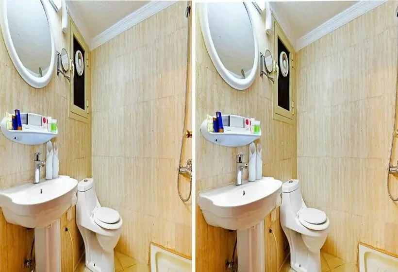اتاق استاندارد یک نفره, Capital O 125 Moon Plaza
