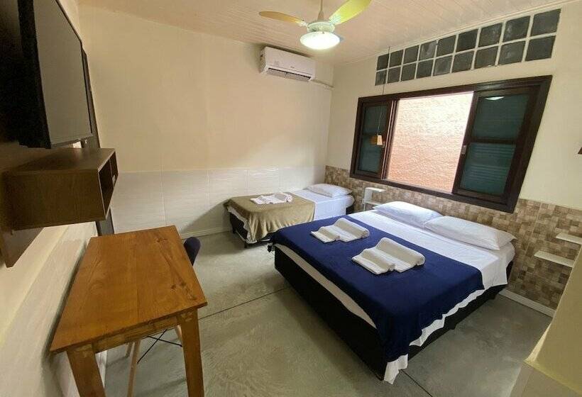 חדר סטנדרט לשלושה, Suíte Lázaro