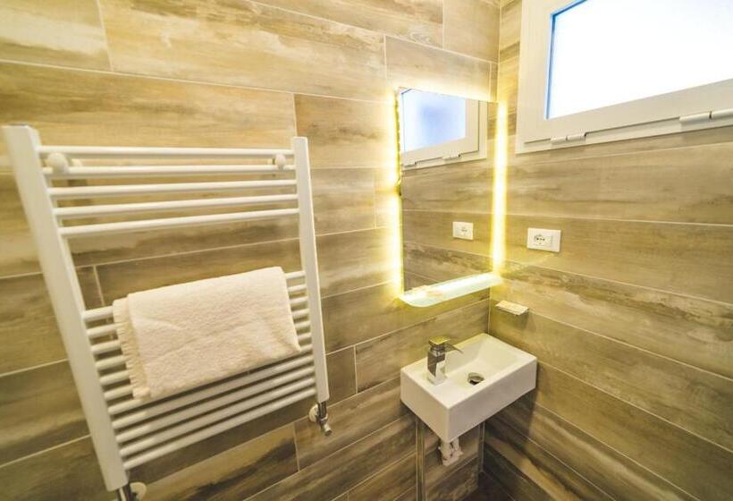 غرفة إقتصادية, Grand Prix