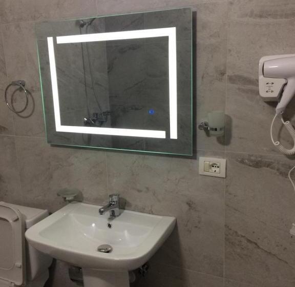 デラックスルーム, Merkaj Hotel Berat