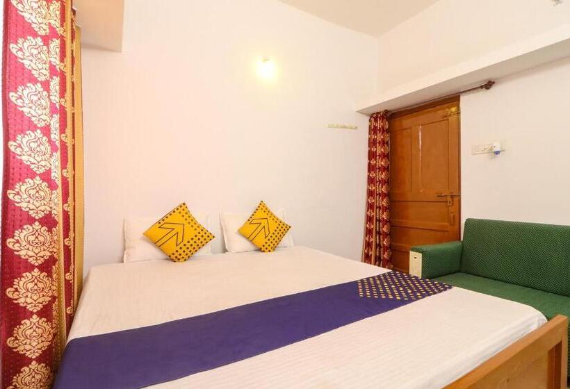 غرفة قياسية ثلاثية, Spot On Hotel Om Kanha