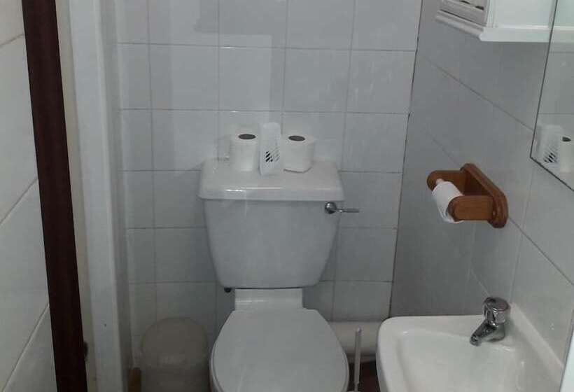 スタンダードルーム, Belroy