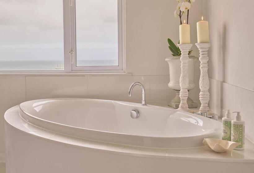 غرفة قياسية مطلّة علي البحر, Boskerris