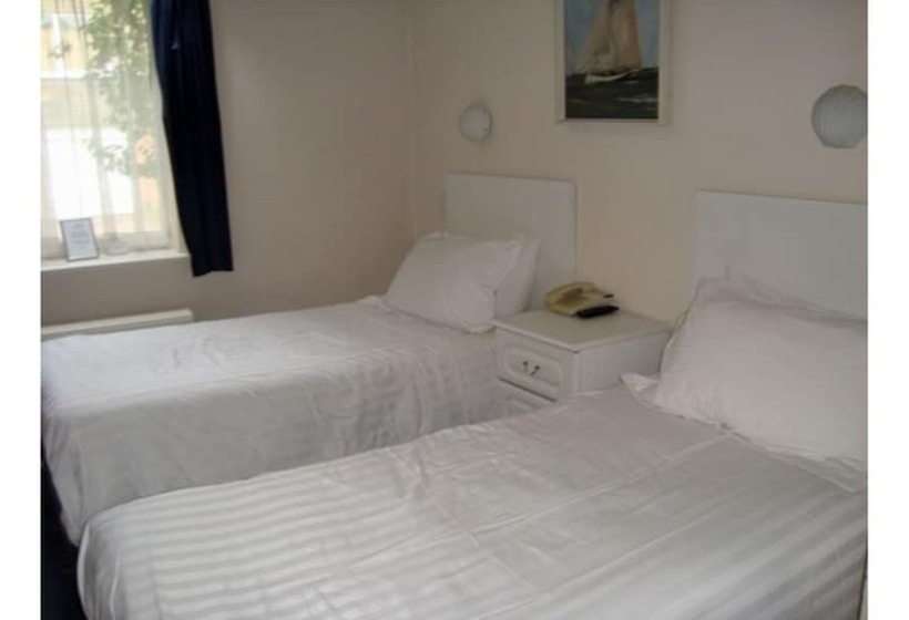 חדר סטנדרט, Firs