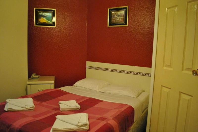 スタンダードルーム, Guilford House