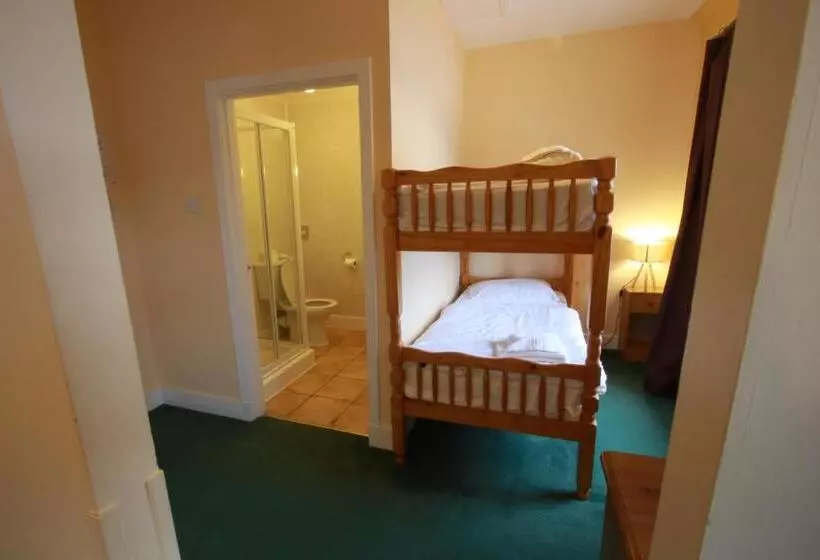 سوییت خانوادگی, Inn At Ardgour