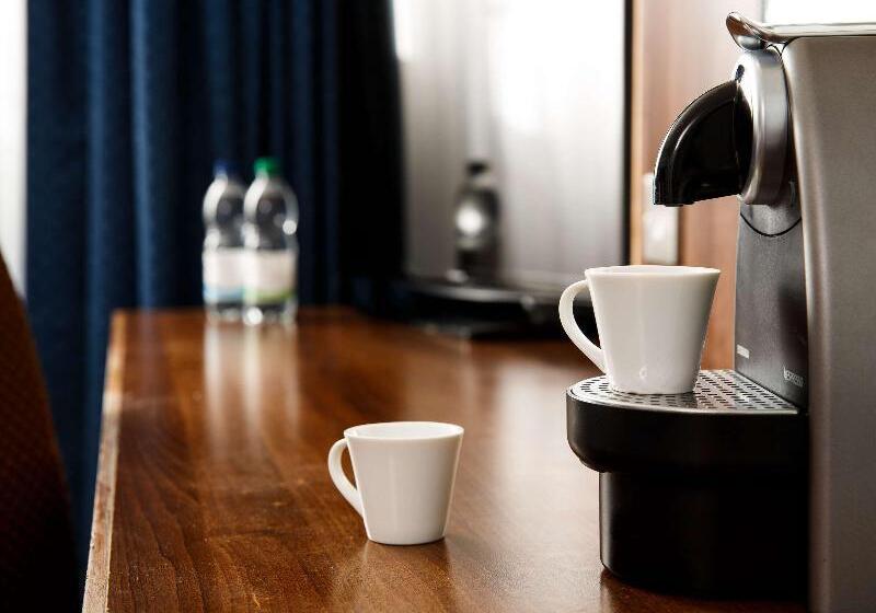 ガーデンビュースタンダードルーム, Mercure Leeds Parkway