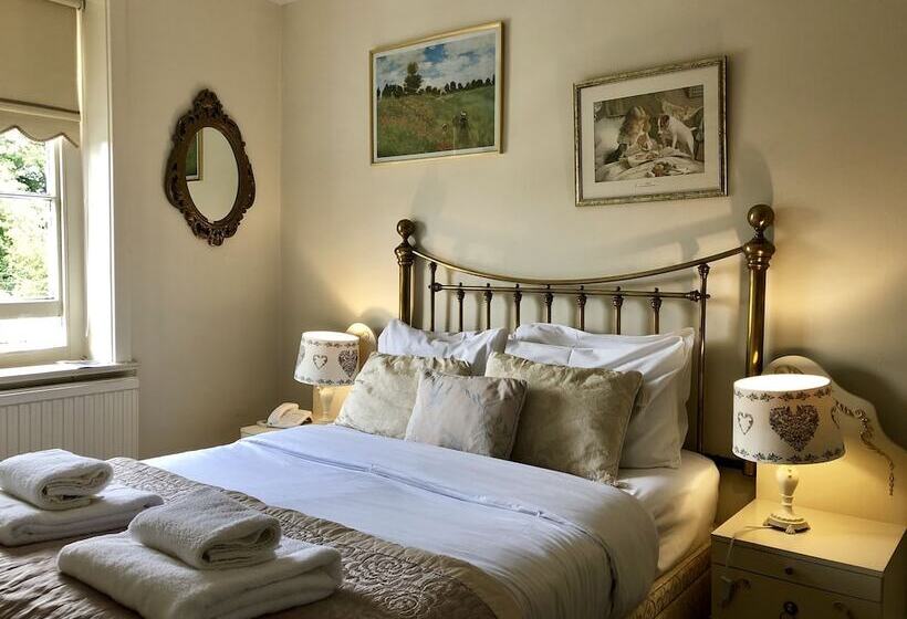Номер Стандарт, Rowley Manor