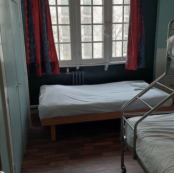 Семейный Номер Совместный Санузел, Strand Continental   Hostel