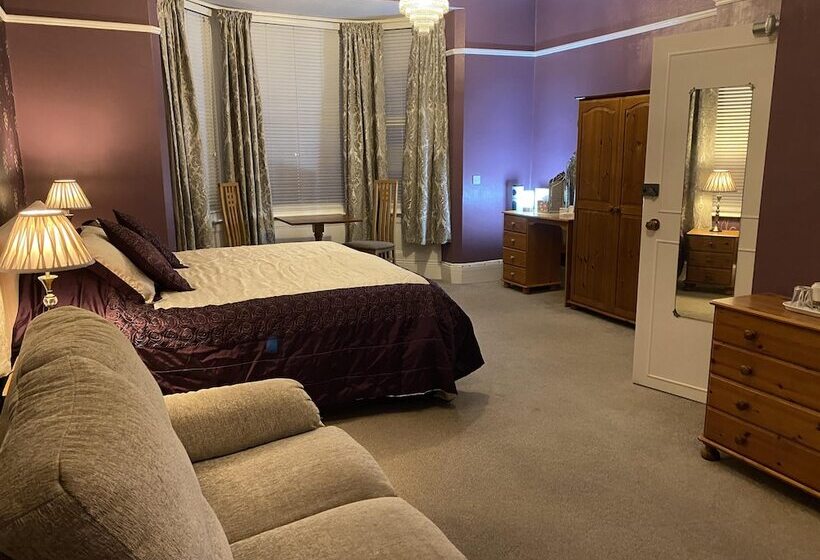 غرفة ديلوكس مطلّة علي البحر, The Belmont