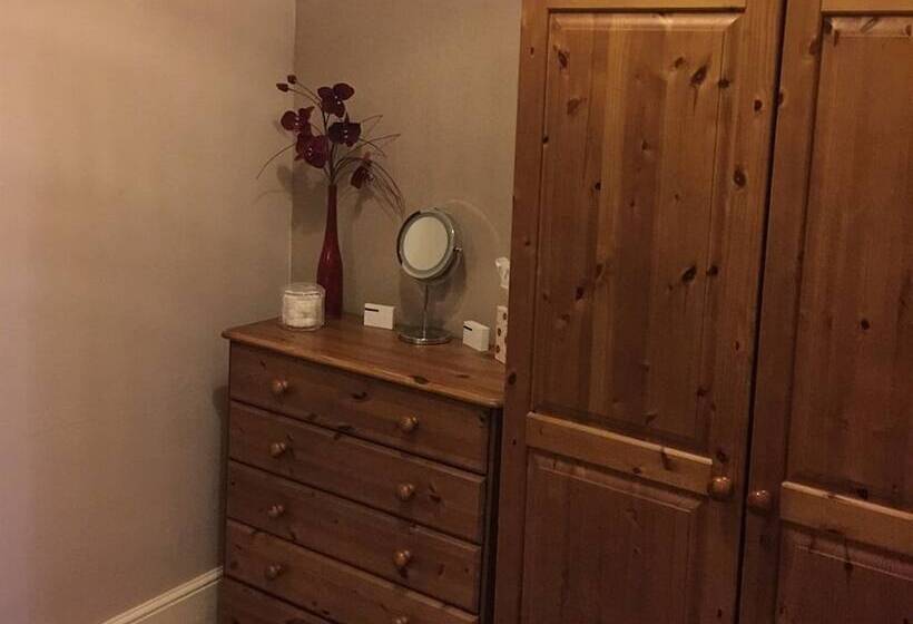 غرفة ديلوكس مطلّة علي البحر, The Belmont