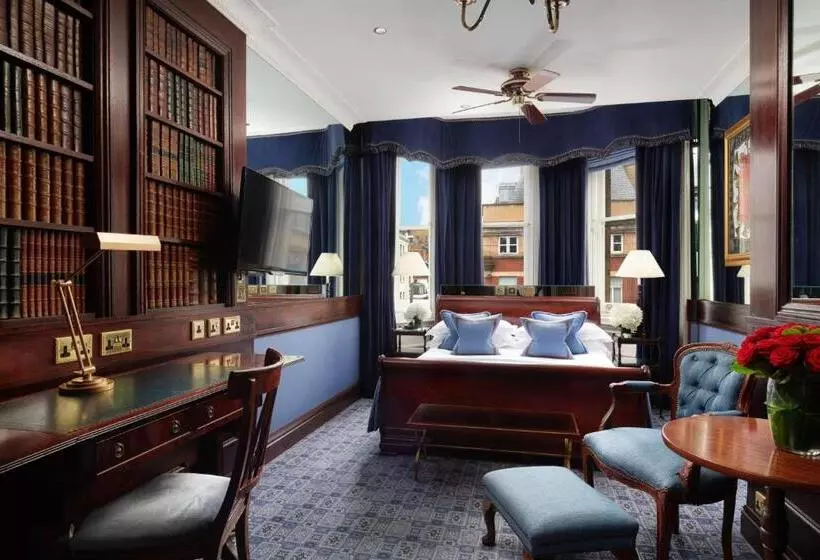 キングサイズベッドのスーペリアルーム, The Chesterfield Mayfair