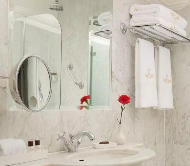 ジュニアスイート, The Chesterfield Mayfair