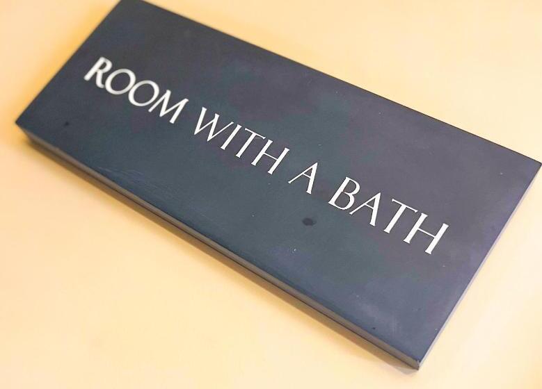 수피리어 룸, The Gower