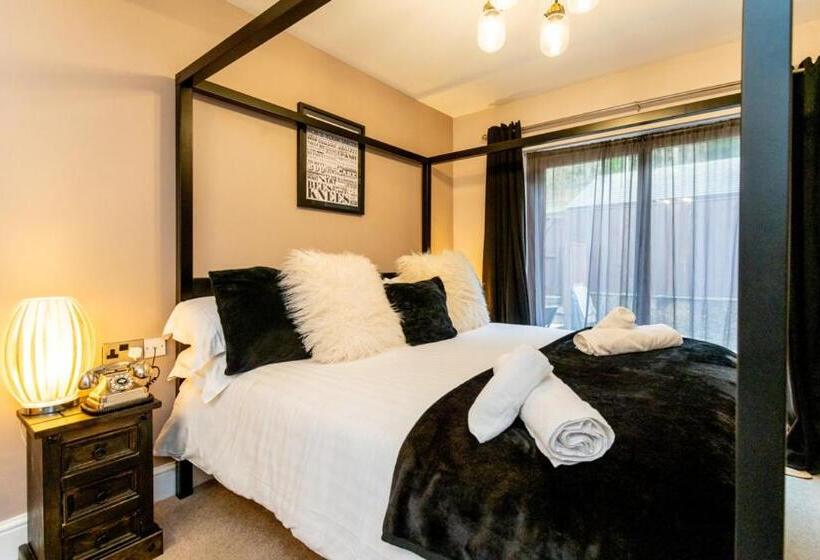 스탠다드 룸 킹사이즈 침대, The Gower