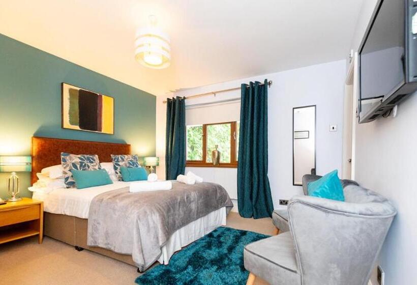 스탠다드 룸, The Gower