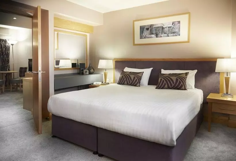 スイート, Best Western Premier Knowsley Suites Hotel & Spa
