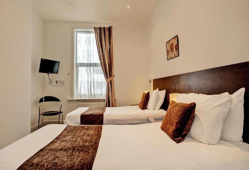 스탠다드 트리플 룸, The Waverley