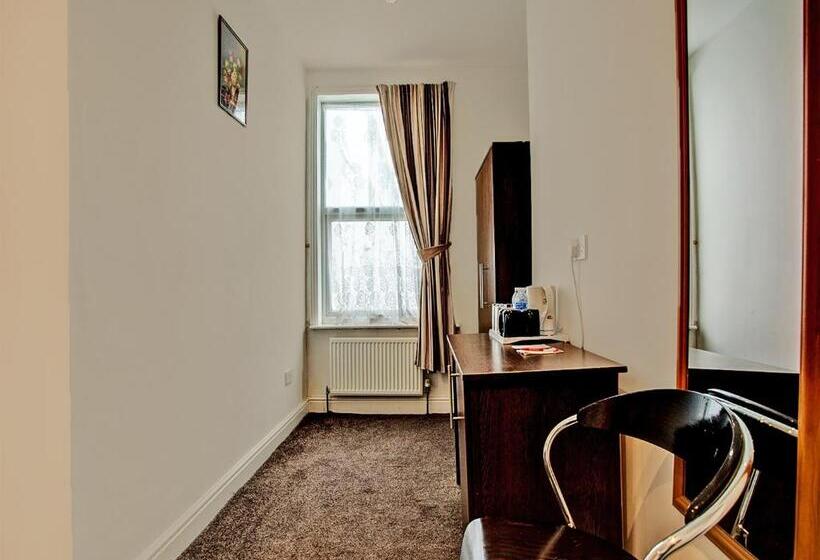 스탠다드 트리플 룸, The Waverley