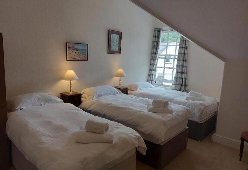 חדר סטנדרט לשלושה, Lion Hotel Dulverton