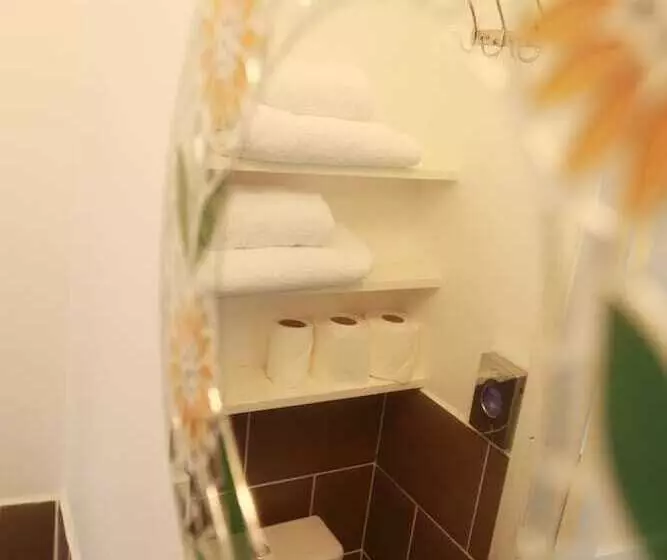 اتاق استاندارد با بالکن, Motel Schmotel