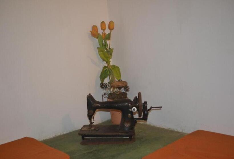 Pokój Deluxe Jednoosobowy, Banda Casa, Kandy