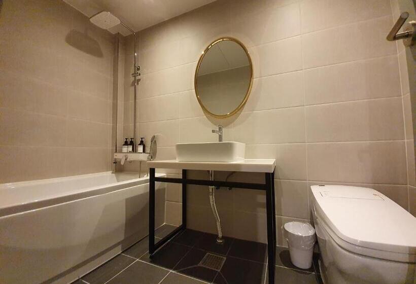 Номер Deluxe, Browndot Hotel Songtan