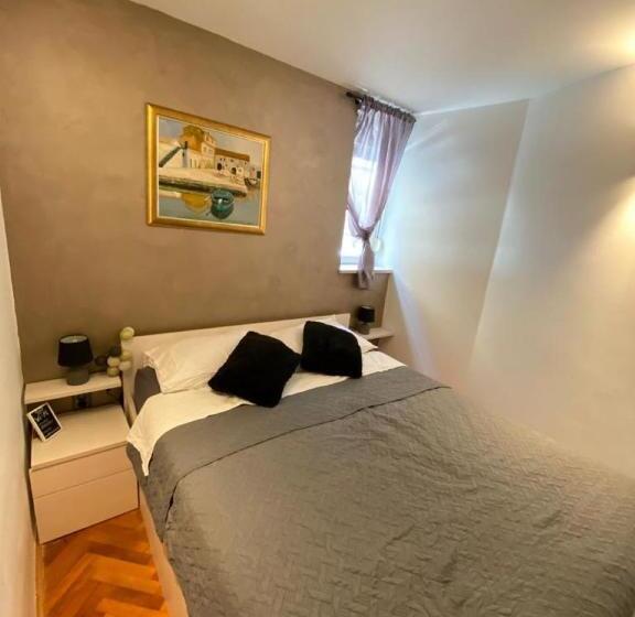 דירת חדר, Guesthause Antonio