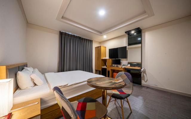 חדר סטנדרט, Masan Amor