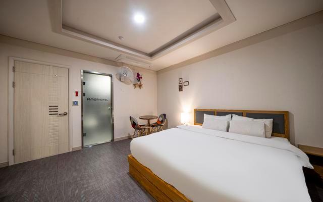 חדר סטנדרט, Masan Amor