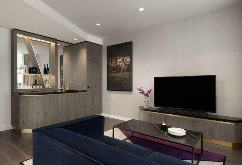 Полулюкс Кровать Кинг, X Brisbane Fortitude Vly, Vignette Collection An Ihg