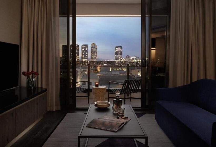 带大床的小型套房, X Brisbane Fortitude Vly, Vignette Collection   An Ihg