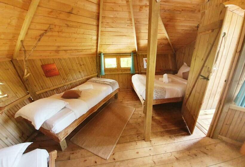 Хижина, Le Petit Moulin Du Rouvre