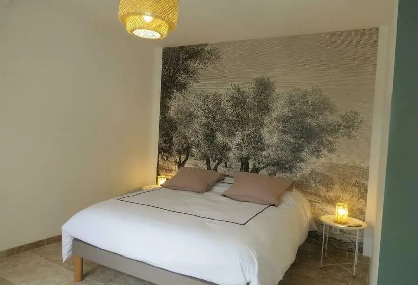 Camera Tripla Comfort, Maison D Hotes La Bignone