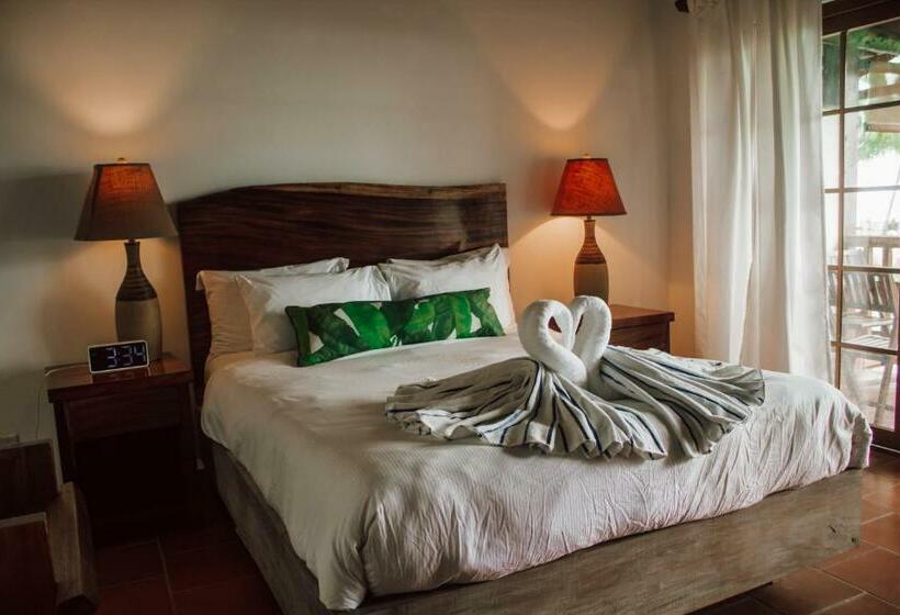 Номер Deluxe, Playa Cambutal