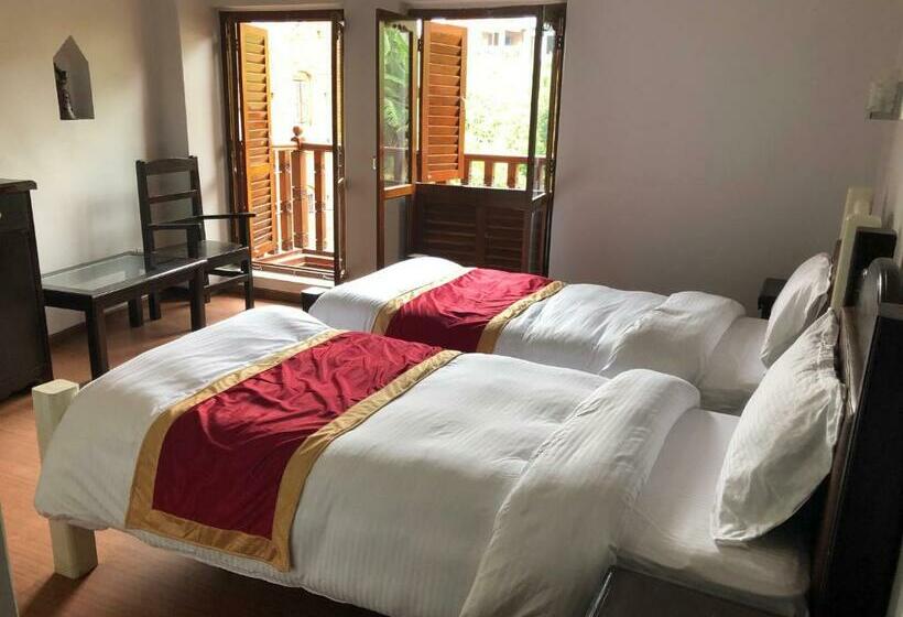 اتاق لوکس, The