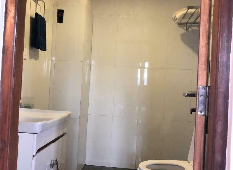 اتاق استاندارد با بالکن, The