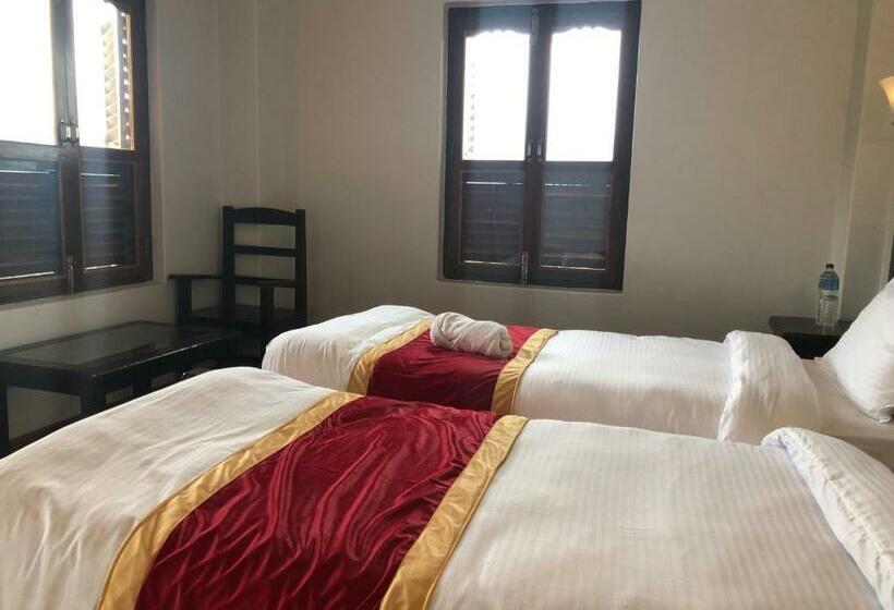 اتاق استاندارد با چشم‌انداز, The