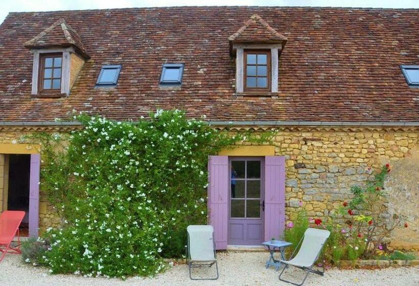 Номер Стандарт Вид на Сад, Chambre D Hôtes La Ferme De La Croix