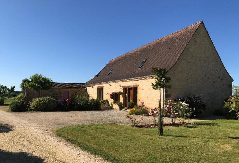 Номер Стандарт Вид на Сад, Chambre D Hôtes La Ferme De La Croix