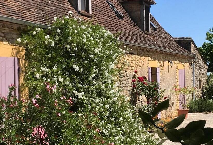 Номер Стандарт Вид на Сад, Chambre D Hôtes La Ferme De La Croix