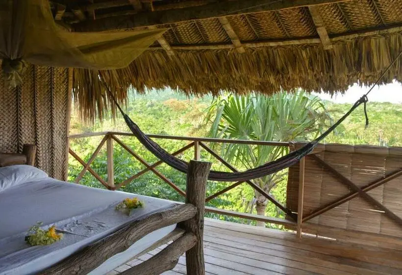 スタンダードバンガロー, The Journey Hostel