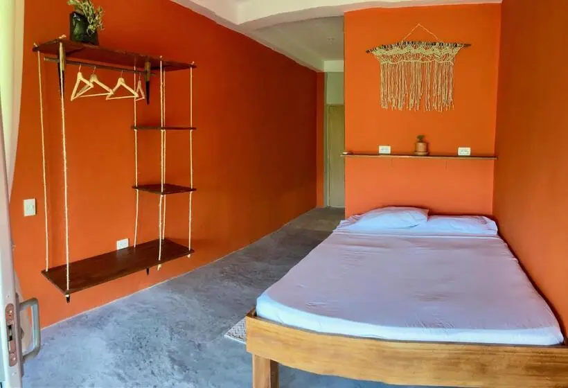 デラックスルーム, The Journey Hostel