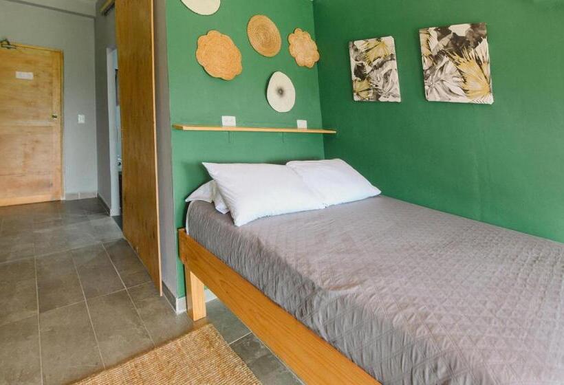 디럭스 룸, The Journey Hostel