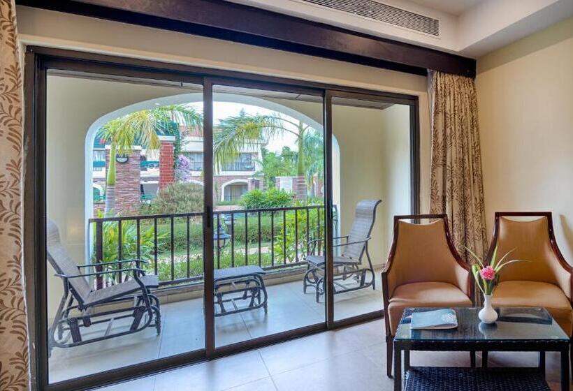 풀장 전망 스위트, Grand Serenaa Hotel And Resorts