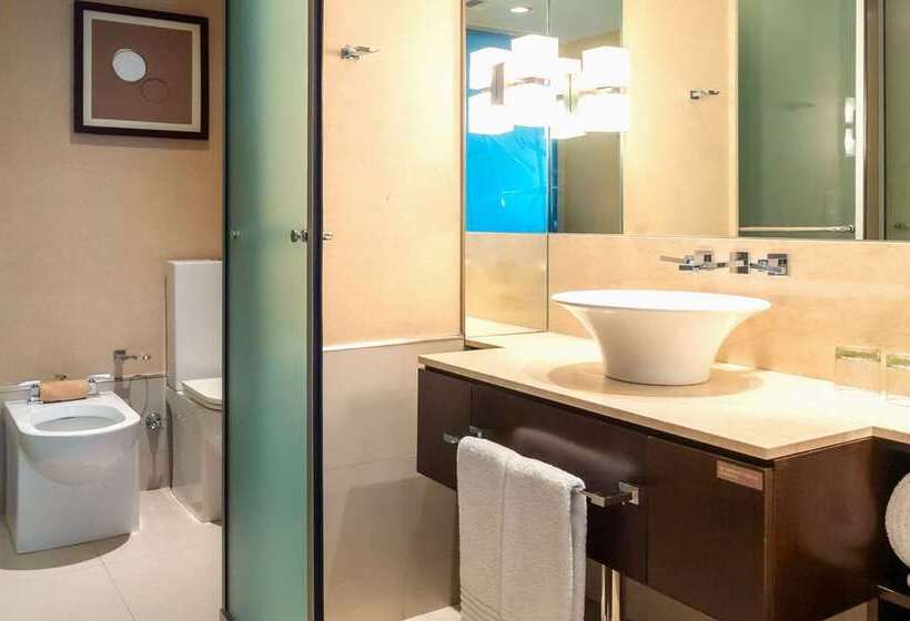 キングサイズベッドのスタンダードルーム, Doubletree By Hilton Jaipur Amer