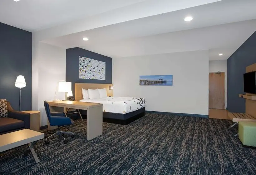 デラックススイート, La Quinta Inn & Suites By Wyndham Manassas, Va  Dulles Airport