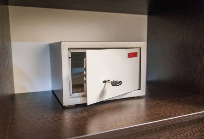 سوییت جونیور, Cherniy Mys