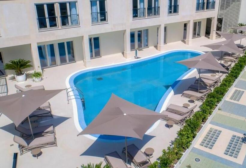 Студио Стандарт с Террасой, Garden Palace Resort